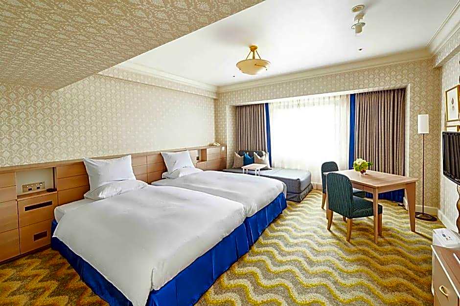 Tokyo Disneyland® Hotel