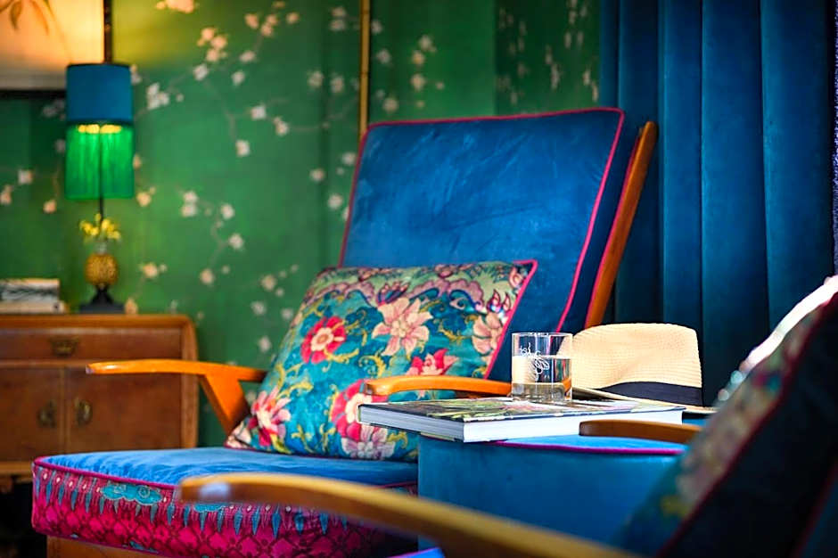 Velona's Jungle Luxury Suites