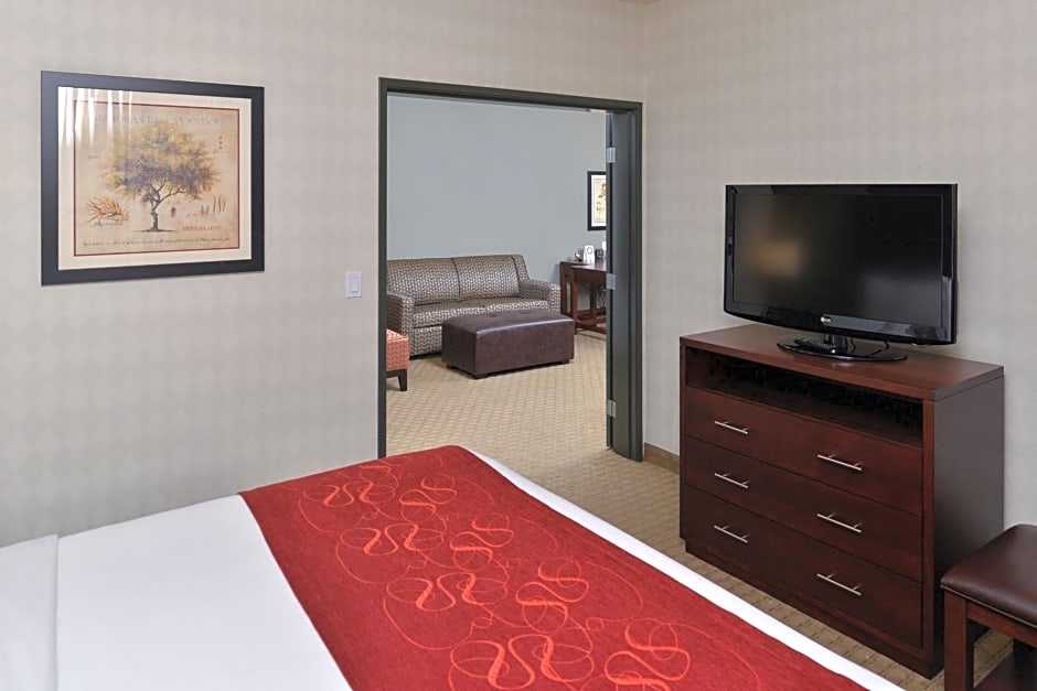 Comfort Suites Airport Tukwila Seattle