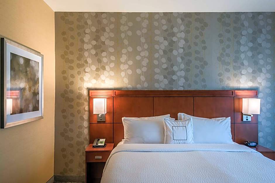 Courtyard by Marriott Waldorf