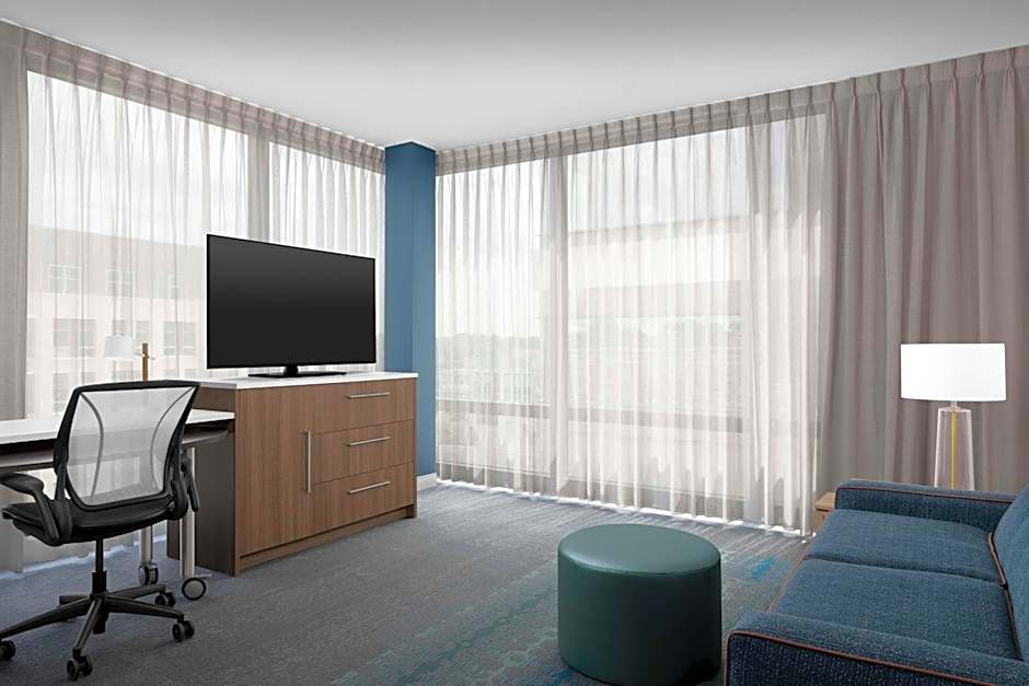 Home2 Suites by Hilton Falls Church
