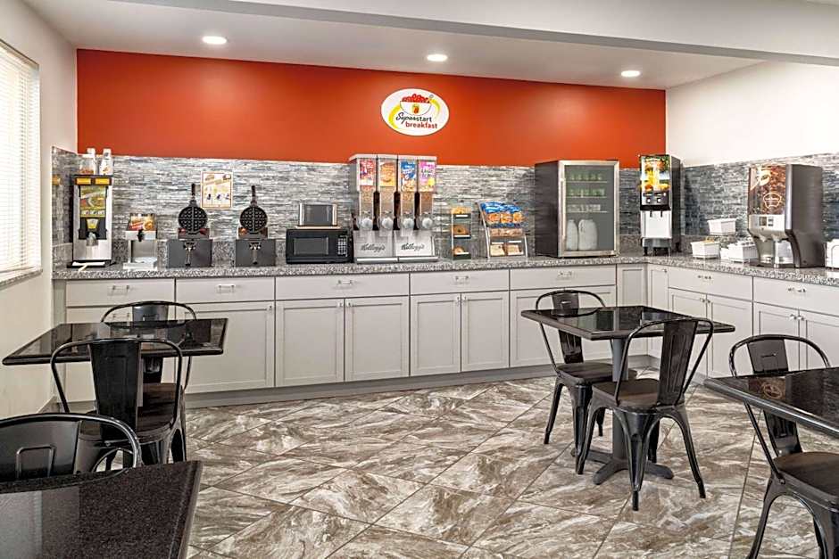 Super 8 by Wyndham Columbus/Edinburgh