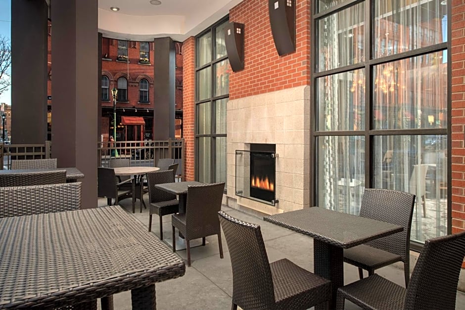 Courtyard by Marriott Syracuse Downtown at Armory Square