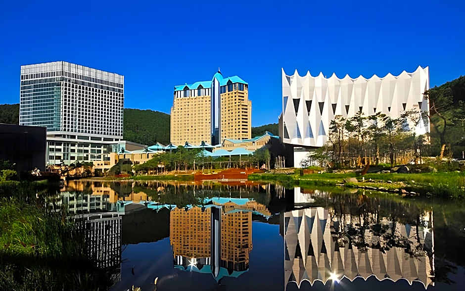 High1 Grand Hotel Main Tower