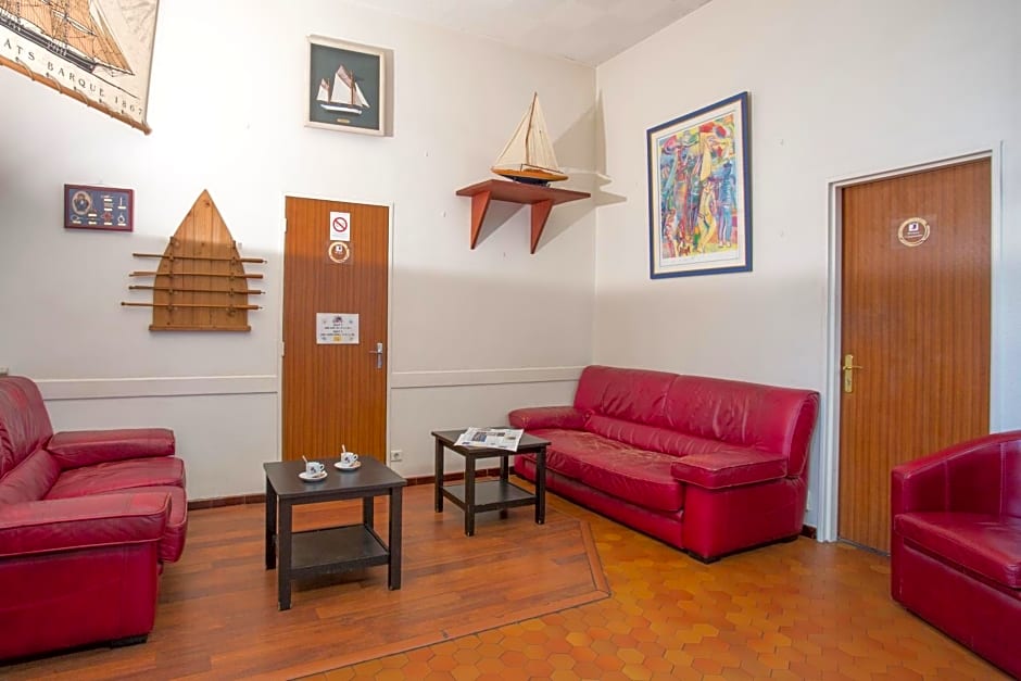 Hôtel Les Gens De Mer Le Havre by Popinns