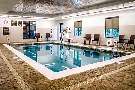 Comfort Suites Hartville-North Canton