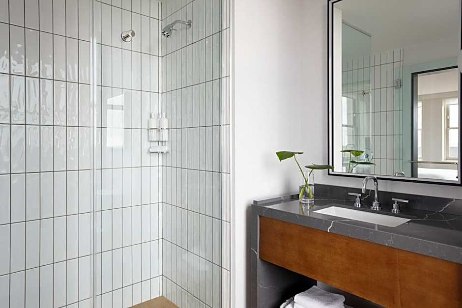 Kimpton Harper Hotel By IHG