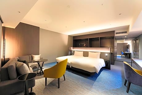 Premier Twin Room - Non-Smoking