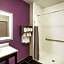 La Quinta Inn & Suites by Wyndham Lubbock South