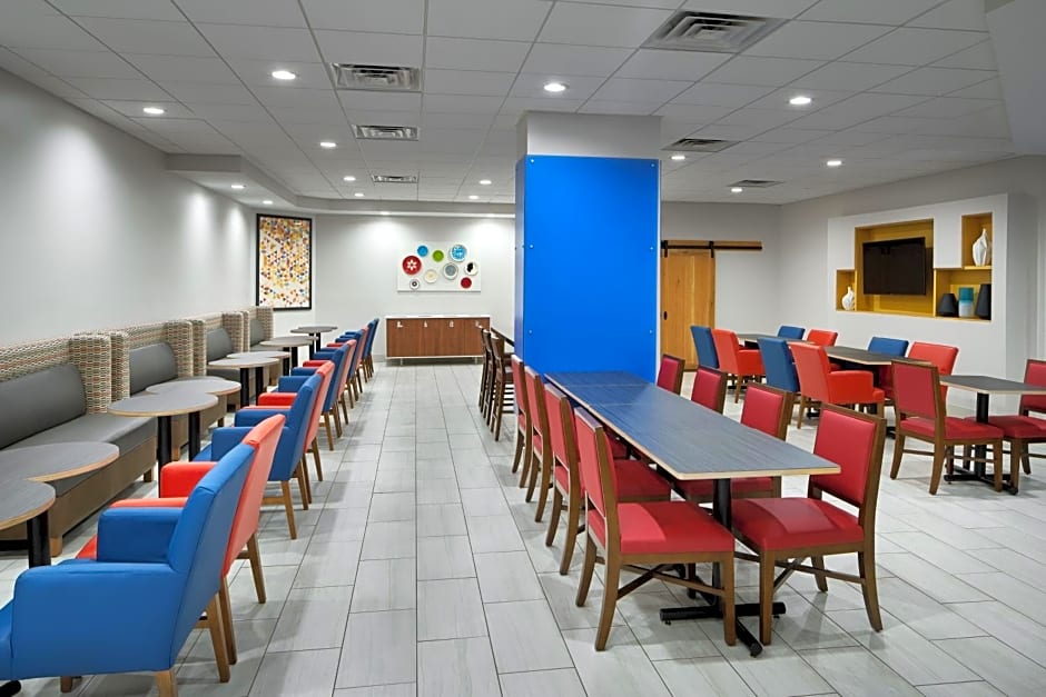 Holiday Inn Express - Richmond Downtown, an IHG Hotel