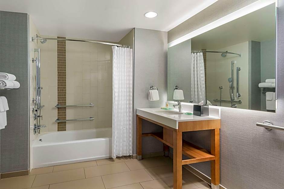 Hyatt Place Denver Downtown