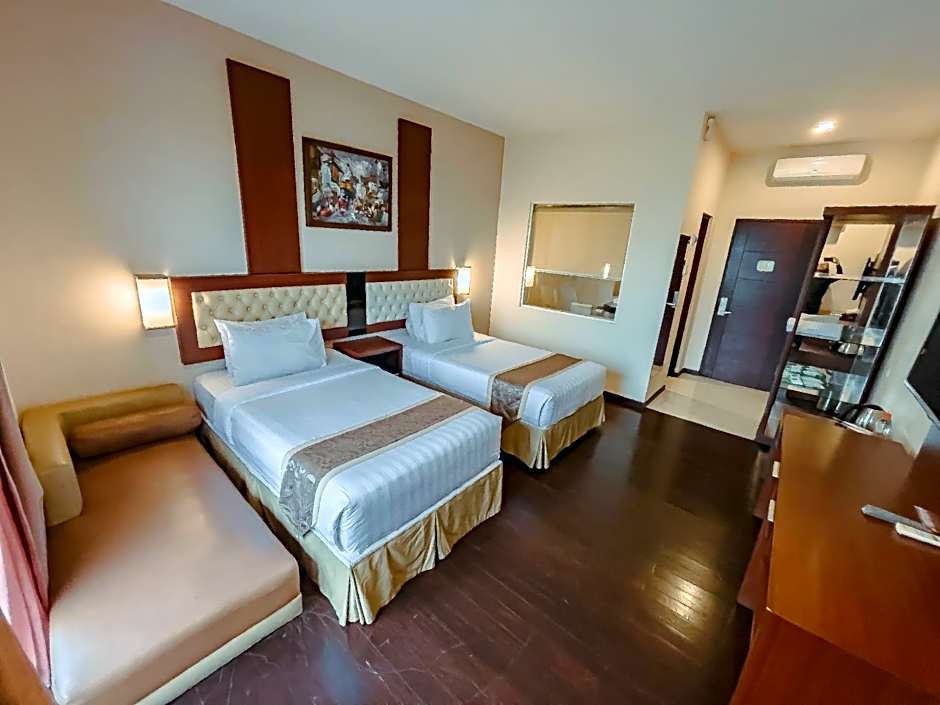 Spencer Green Hotel
