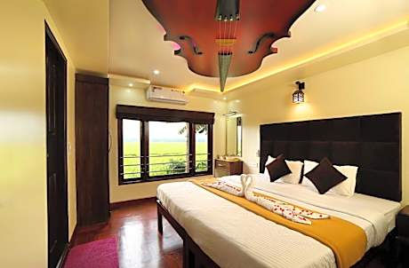 2 DELUXE ROOMS