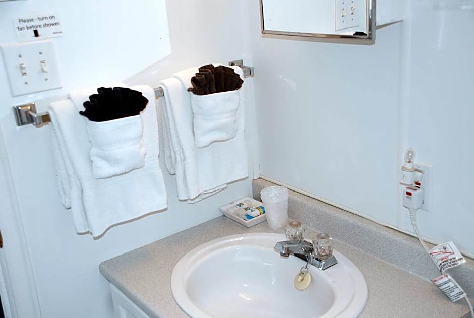 Harbourview Motel and Accommodations