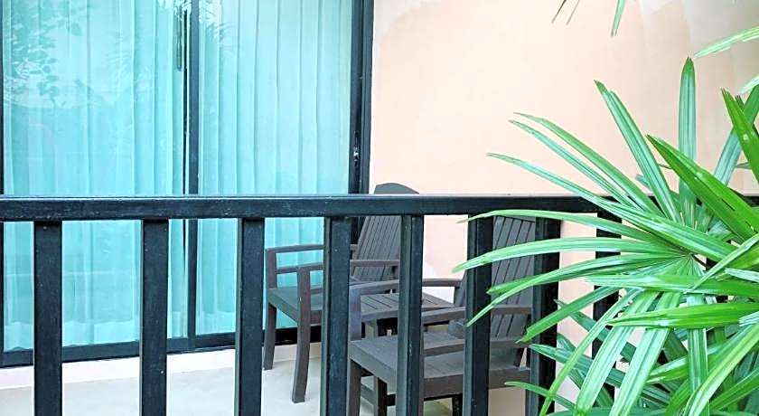 Ice Kamalabeach Hotel