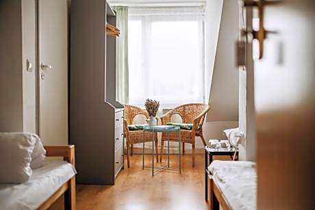 Triple Room with Private Bathroom