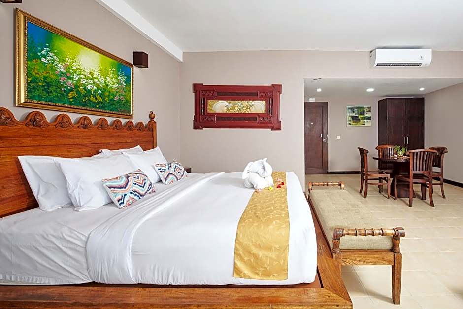 Grand Santhi Hotel