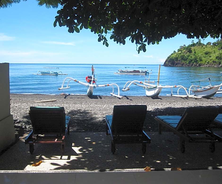 Galang Kangin Bungalows