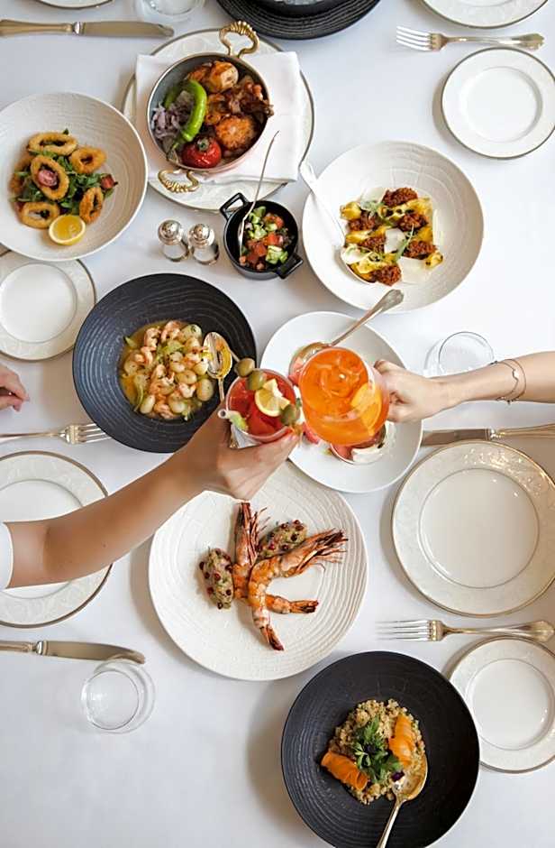 Four Seasons Hotel Baku