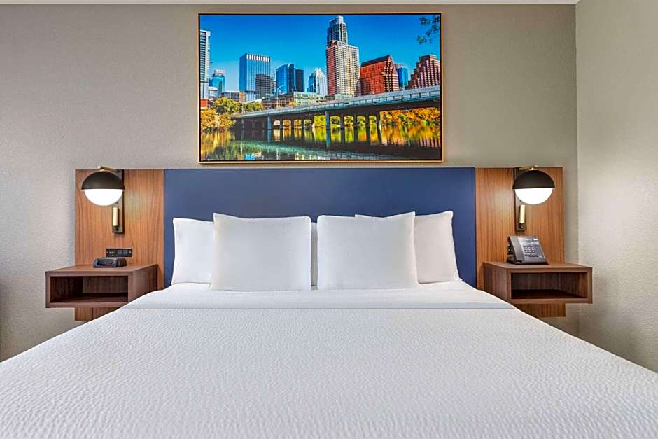 La Quinta Inn & Suites by Wyndham Dallas Dfw Airport North
