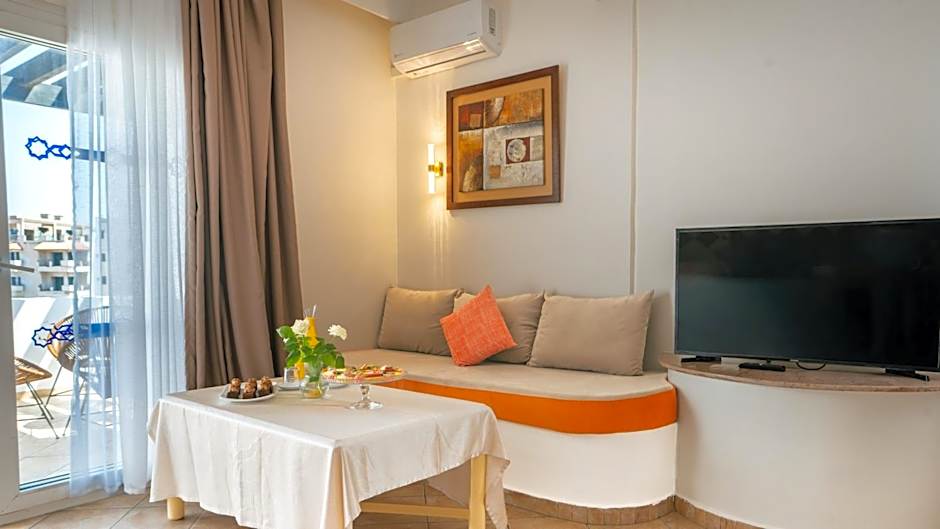 Intouriste Hôtel & Suites