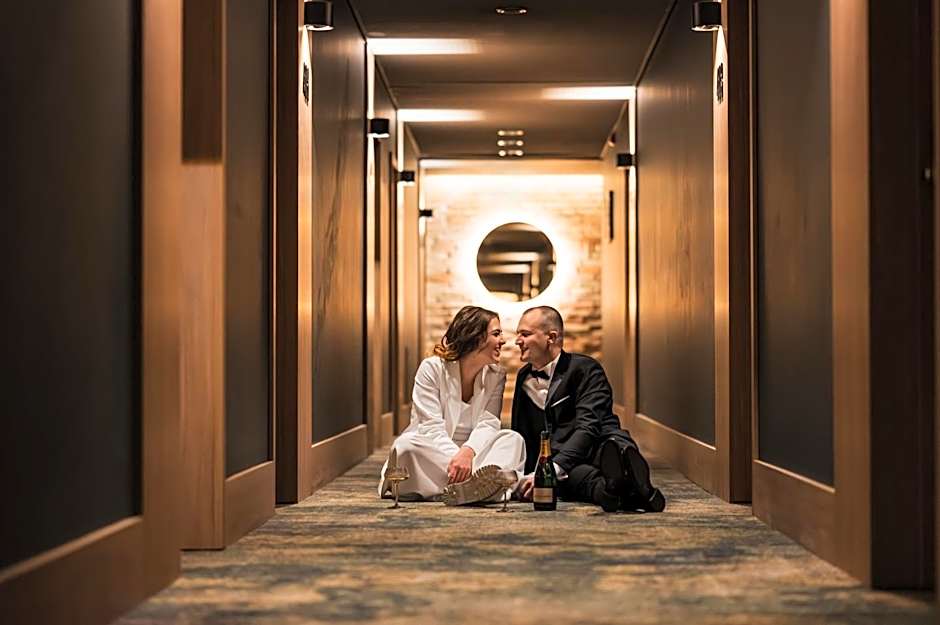 CONTI HOTEL VILNIUS, Conference Centre, Restaurant & Bar