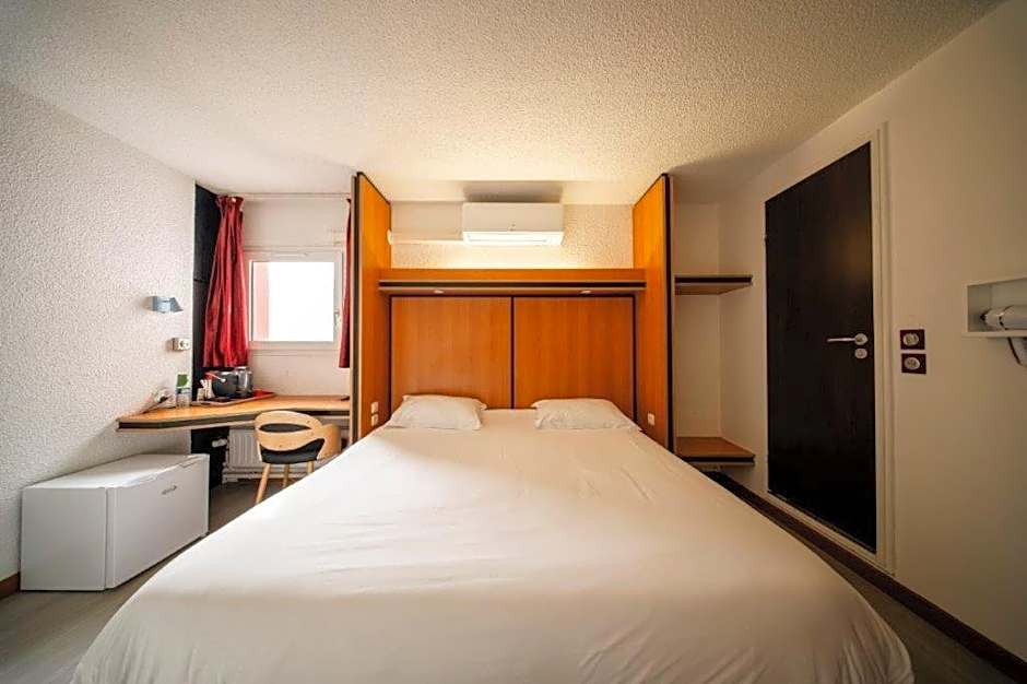 Brit Hotel La Bonne Etape