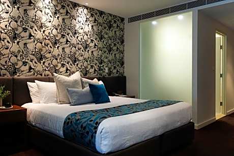 Superior Suite with Spa Bath