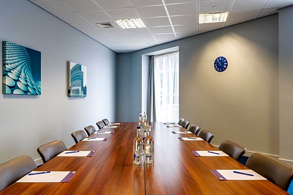 Holiday Inn Express Birmingham-Snow Hill By IHG