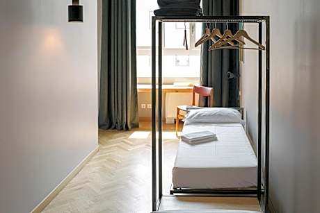 Quadruple Room with Shared Bathroom