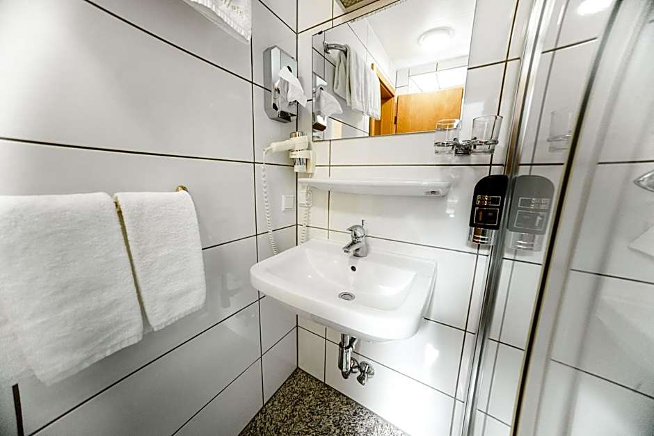 Hotel Rheinfels - Radfahrer Willkommen