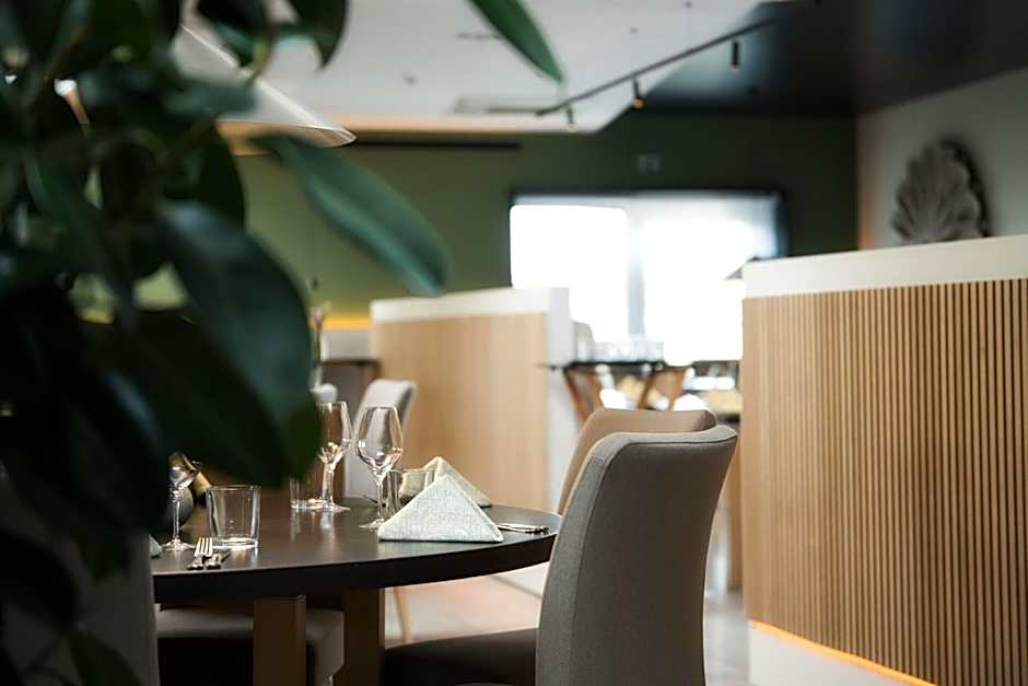 Logis Restaurant & Hôtel À la 12