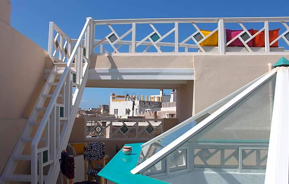 Jennat El Mossafir-Riad privé avec services