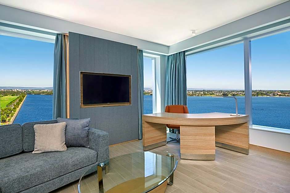 DoubleTree By Hilton Perth Waterfront