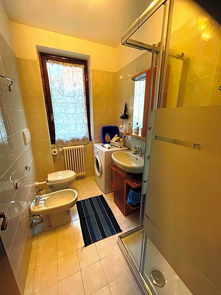 Hotel Diffuso Il Portichetto sulla collina a Vezio Perledo