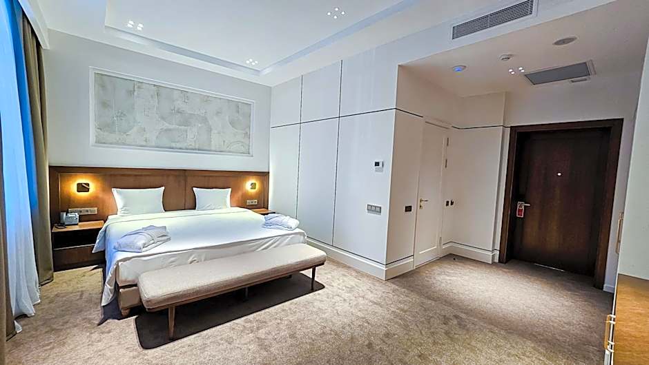 Grand Tien Shan Hotel