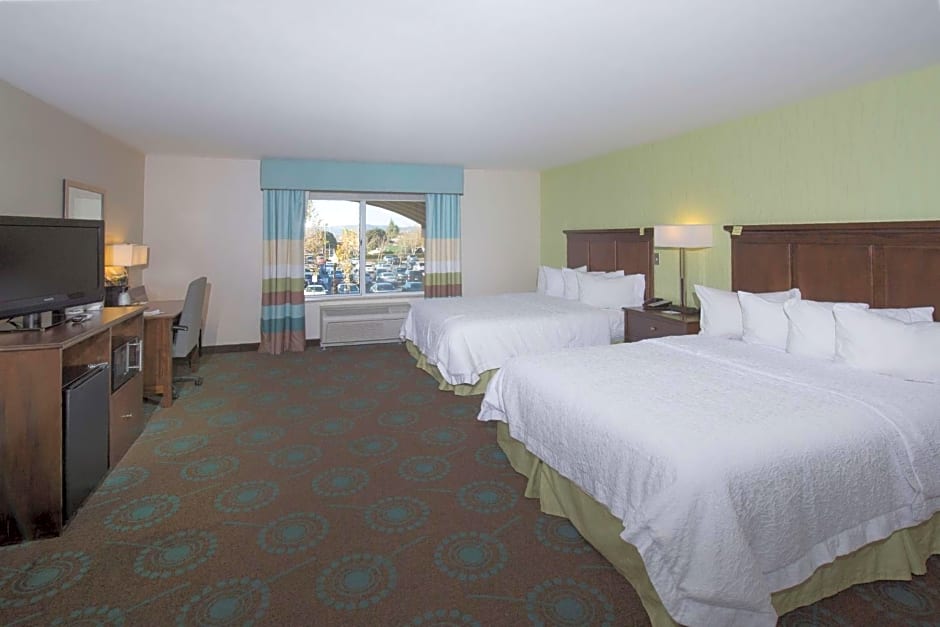 Hampton Inn By Hilton And Suites Suisun City