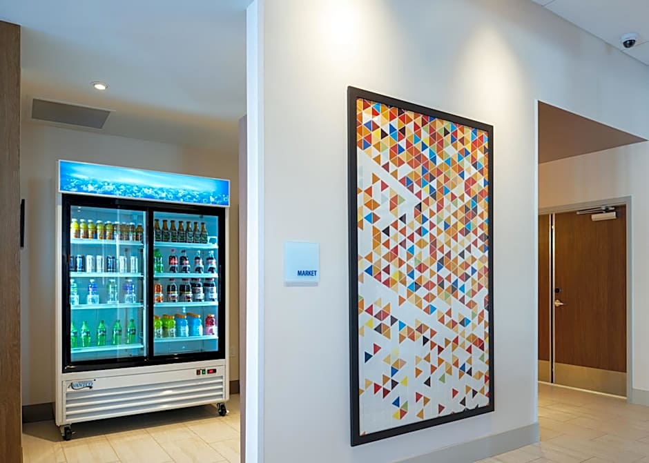 Holiday Inn Express and Suites Tulsa Downtown - Arts District By IHG