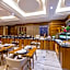 Crown Rose Al Sahafa Hotel