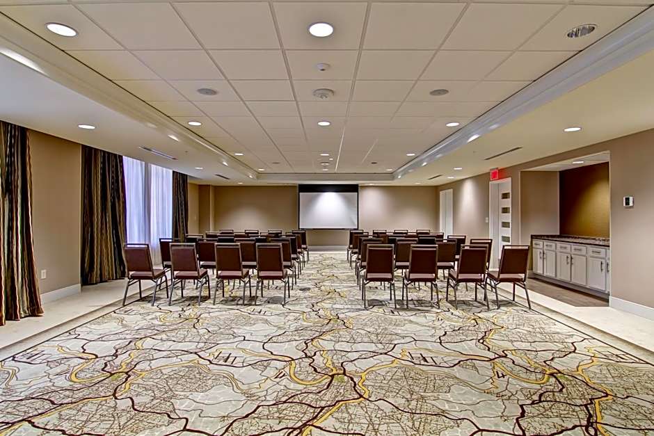 Hampton Inn By Hilton And Suites Downtown Cincinnati