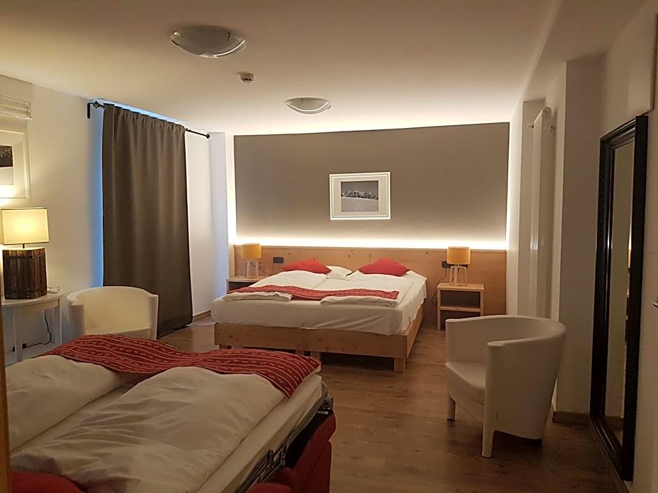Ciasa Alpina Relax Hotel