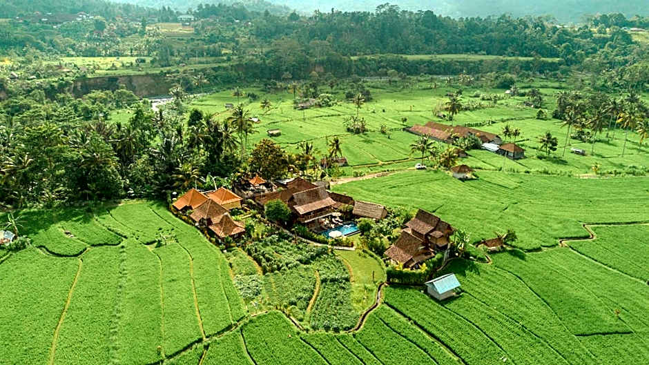 Kubu Sakian Villa and Restaurant Sidemen