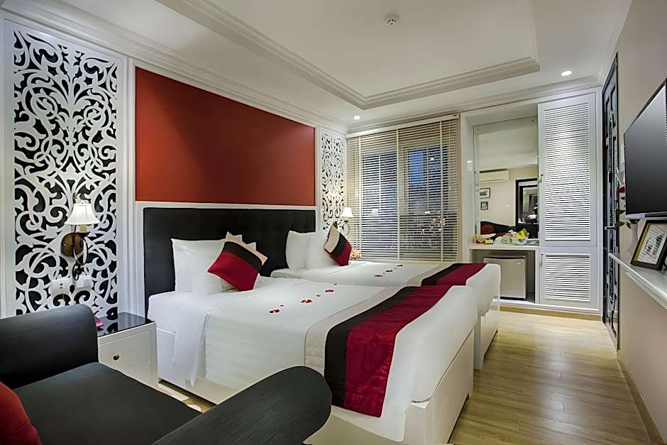 Oriental Central Hotel