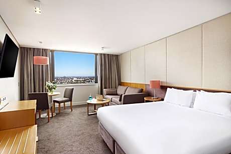 Deluxe Bay Room