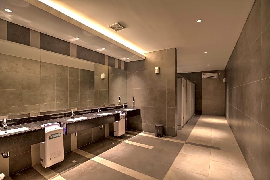 Mambruk Hotel and Convention