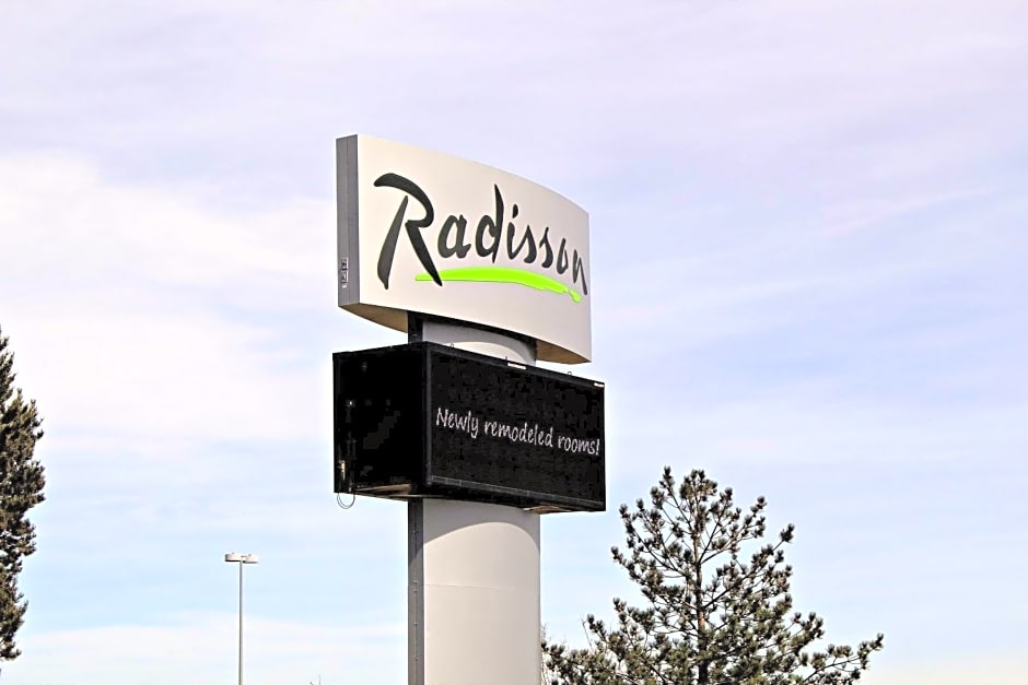 Radisson Hotel Denver Central