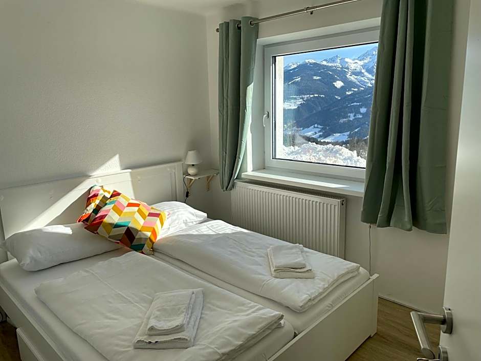 Mountain Hotel & Hostel