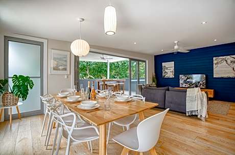 One-Bedroom Luxury Hastings Suite