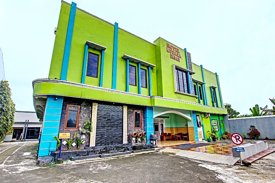 SPOT ON 92445 Mutiara Indah Hotel