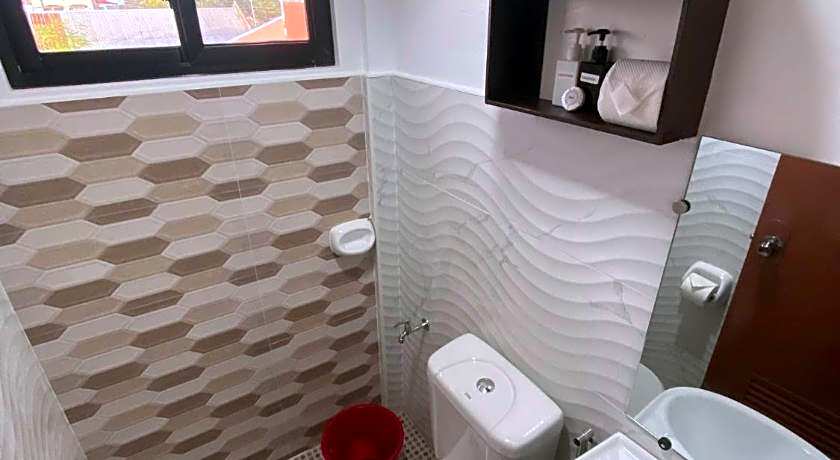 Ma Lourdes Inn- Washington Street